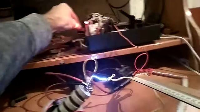 Источник высокого напряжения смотреть онлайн