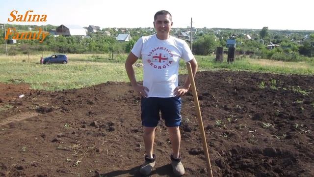 VLOG. ДАЧА ОБЫЧНАЯ РУТИННАЯ РАБОТА. РЕМОНТ У БАБУШКИ ТРЕТИЙ ДЕНЬ МЕДЛЕННО, НО ВЕРНО! Safina Family смотреть онлайн