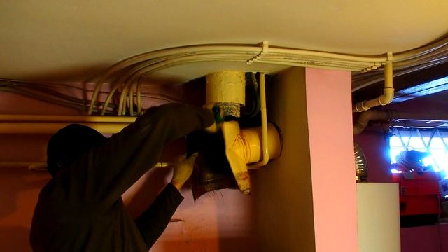 Как дешево и грамотно подключить дымоход к асбестовой трубе газового котла!