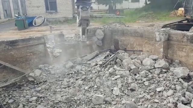 Демонтаж фундамента здания в СПб смотреть онлайн