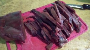 Печень тушеная с морковью