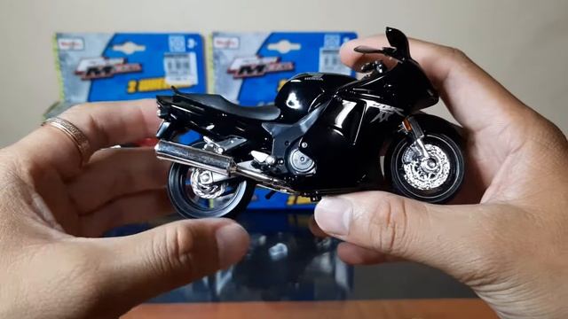 1/18 MAISTO DIECAST MOTORCYCLE смотреть онлайн