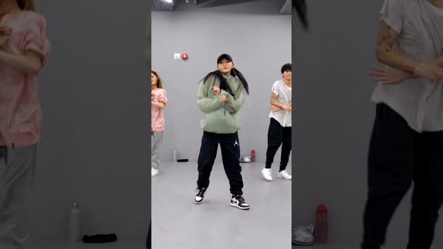 Yoojung Lee's choreography is always perfect...?❤️?❤️? #yoojunglee #choreography