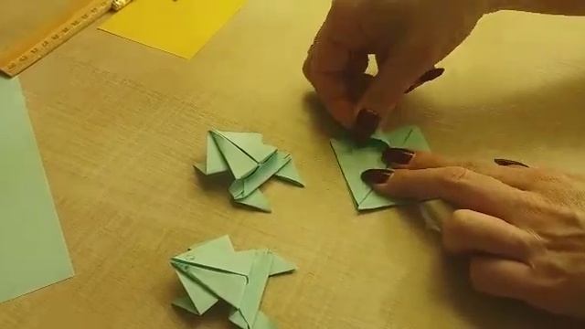 Оригами.Лягушка
