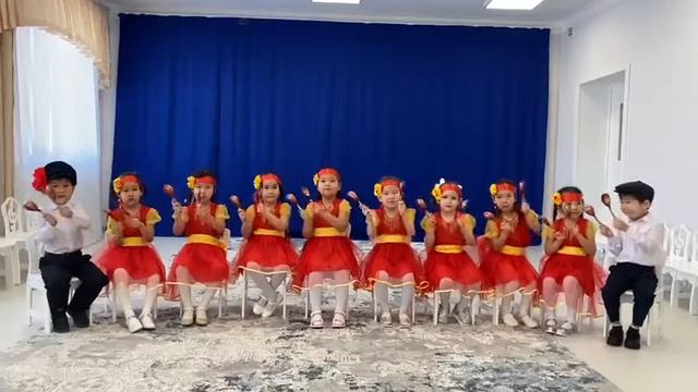 Ансамбль "Веселые ложкари", РНП "Ах, вы сени" смотреть онлайн