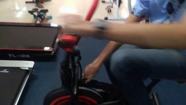 REVIEW SEPEDA STATIS PLATINUM BIKE TOTAL FITNESS GARANSI RESMI SOLO смотреть онлайн