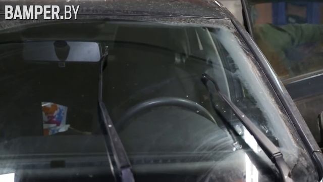 Как заменить щетки на Volkswagen Polo смотреть онлайн