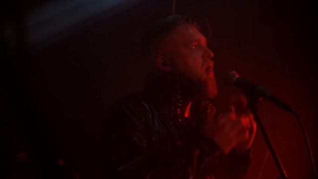 ГРЯЗЬ. СОЛЬНИК В МОСКВЕ | CLIP+ смотреть онлайн