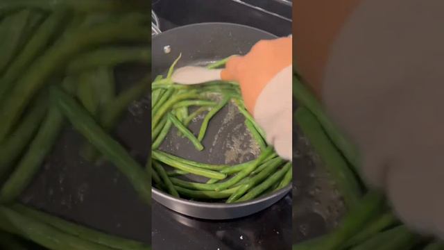 Easy Recipes: Parmesan Green Beans