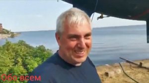 Разбили яхту краном при спуске