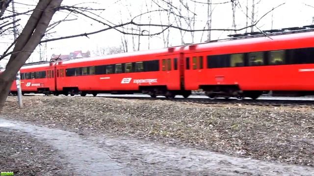 Russian Train ED4MKM-AERO-0003 in Moscow on April 14, 2011 смотреть онлайн