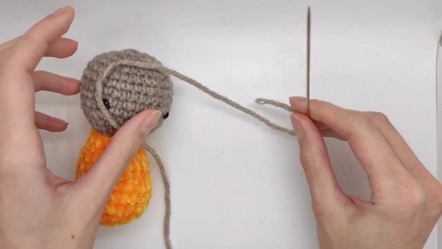 МАСТЕР-КЛАСС: морковный зайчик крючком | зайчик амигуруми | мастер-класс зайчик для начинающих