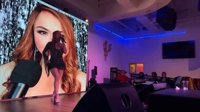 Sandra Amor - Objection Tango (Cover) Show at Notpitz Las Vegas смотреть онлайн