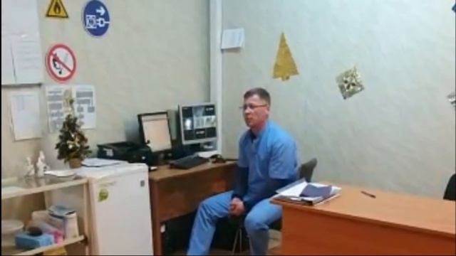 Врач отказывает в помощи.