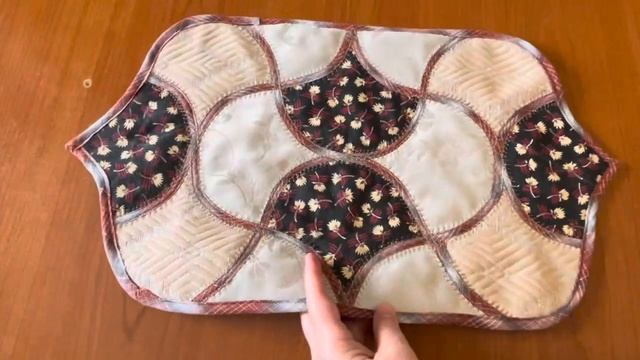 Ланчмат ручной работы в стиле пэчворк