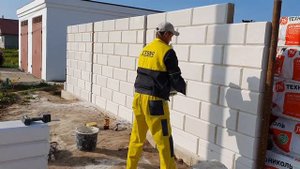 Забор с газобетона Ytong Puzzle Wall монтаж заборных блоков Пазл Волл из Итонг