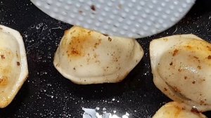 ЖАРЕННЫЕ ПЕЛЬМЕНИ ПРОСТОЙ РЕЦЕПТ ЖАРИТЬ ПЕЛЬМЕНИ В МУЛЬТИВАРКЕ ОЧЕНЬ БЫСТРО И ВКУСНО!