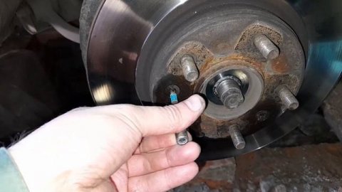 Замена переднего подшипника ступицы своими руками. Как заменить ступичный подшипник