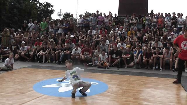 YALTA SUMMER JAM 2014"Face2Face"Exhibition Edition | финал чем богат? killa vs lev смотреть онлайн