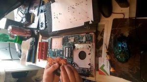 Как разобрать и почистить ноутбук SONY VAIO VPCCW1S1R PCG-61111V