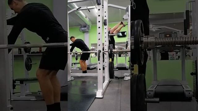 Разгон 2 неделя: подъем на бицепс 35 кг + трицепс на блоке 40. смотреть онлайн