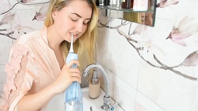 Oral Irrigator USB Rechargeable Water Floss Portable Dental Water Flosser 300ml Irrigator смотреть онлайн