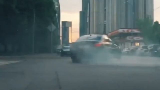 Падал падал белый снег на мой чёрный пистолет (Bass Boost) смотреть онлайн