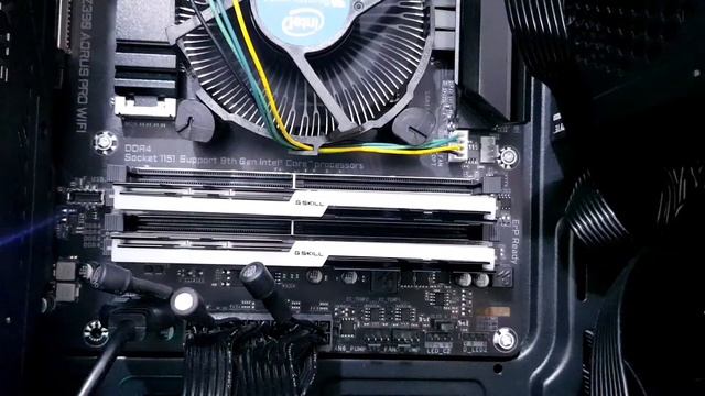 G.SKILL Trident Z RGB RAM Unboxing смотреть онлайн