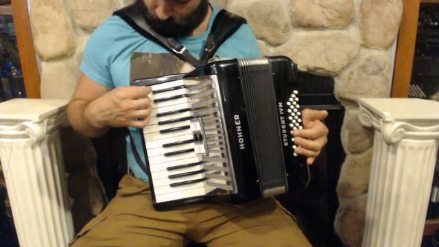 4830 - Black Chrome Hohner Student IVM Piano Accordion MM 25 32 699