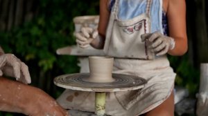 Мастер-класс по лепке горшка из глины на гончарном круге