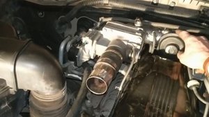 Toyota Land Cruiser 100 1HD-FTE глушу клапан ЕГР