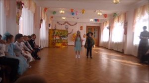 На утреннике в д/саду_ выступление "Леший"