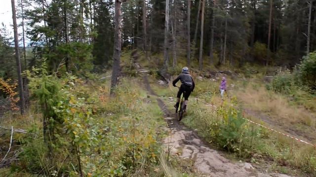 «Сыро грязно и тепло» смотреть онлайн