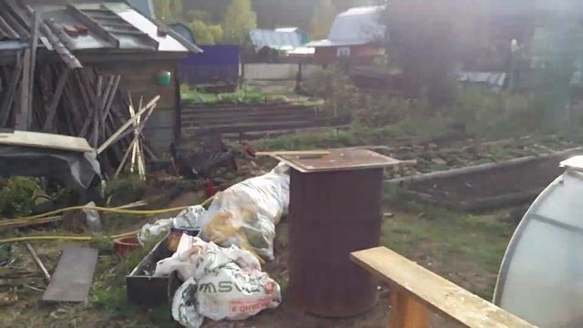 Две наших бани через забор))) смотреть онлайн