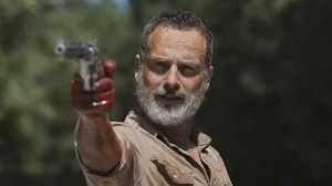 Сколько прошло лет в Ходячих Мертвецах ?