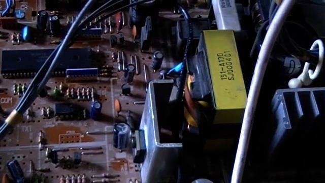 LG CF-20D33E (шасси MC-84A) не включается. смотреть онлайн