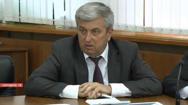 Премьер-министр Адыгеи провел планерное совещание Кабинета Министров смотреть онлайн