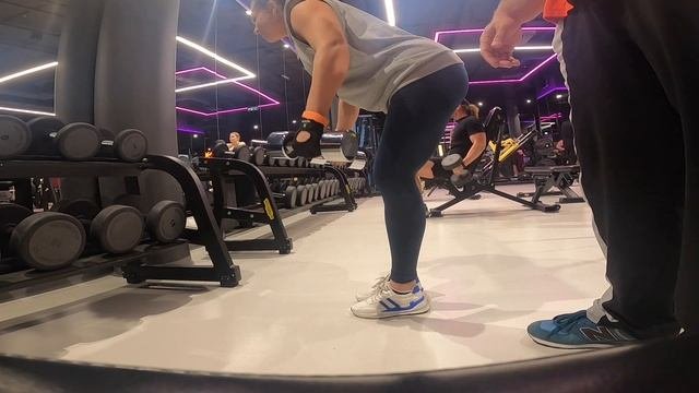 Тренировка плеч