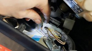 Mercedes W124 ремонт вакуумный корректор фар W201 190 принцип работы