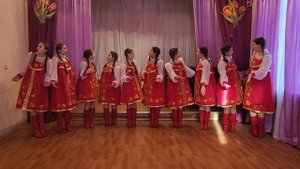 "Ой, при лужку, при лужке"