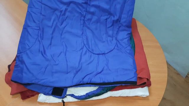 DPR13008 Одеяла, покрывала, подушки 8 кг; лот 12261758; 7 шт. смотреть онлайн