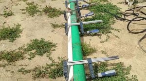 Выравнивание и стыковка труб перед сваркой