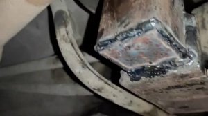 Задний кранштейн подушки на Ладу Калина