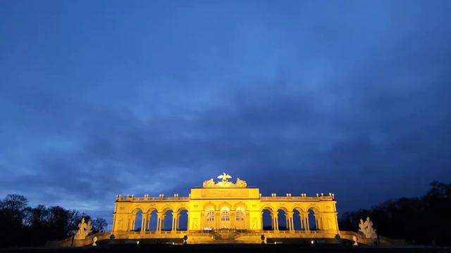 Gloriette Schönbrunn Palace Sunset Park at Night смотреть онлайн