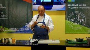 Жареная КОРЕЙКА с картофельно-шпинатным ПЮРЕ / рецепт от шеф-повара / Илья Лазерсон