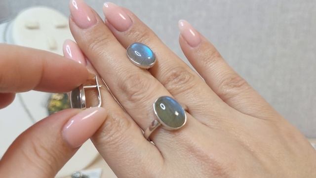 Серебряные украшения с натуральными камнями. Лабрадорит. Коралл. Кианит. Бирюза. Лунный камень. смотреть онлайн