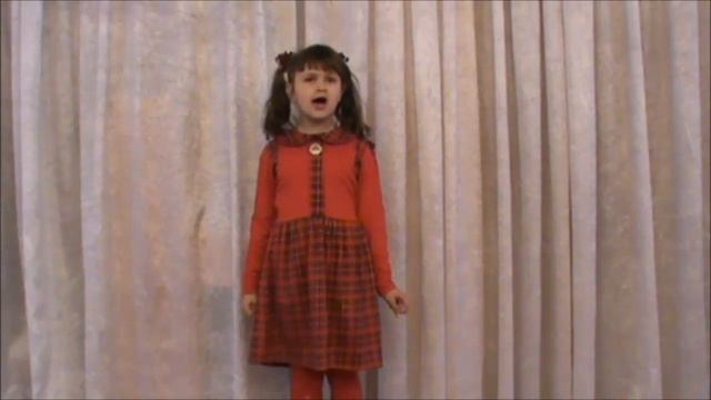 София Туча. Басня И. А. Крылова "Свинья под дубом" смотреть онлайн