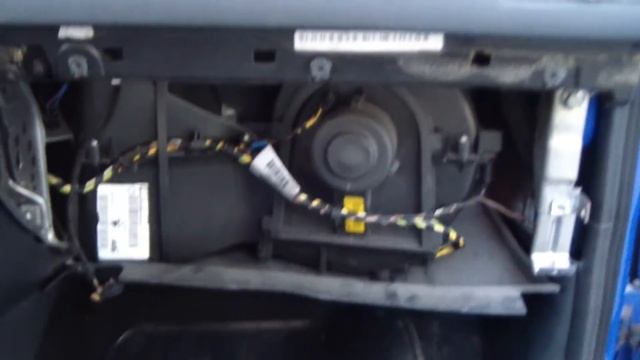 Чистка кондиционера. Hyundai Solaris, Skoda Octavia Tour. LIQUI MOLY, STEP UP. смотреть онлайн