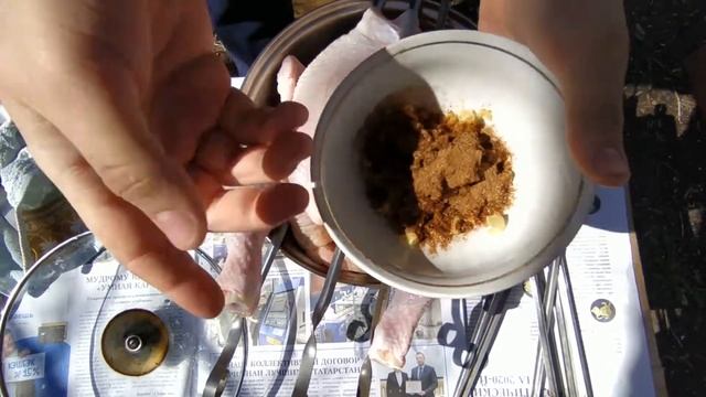 Готовим курицу в тандыре.Сажаем капусту. смотреть онлайн