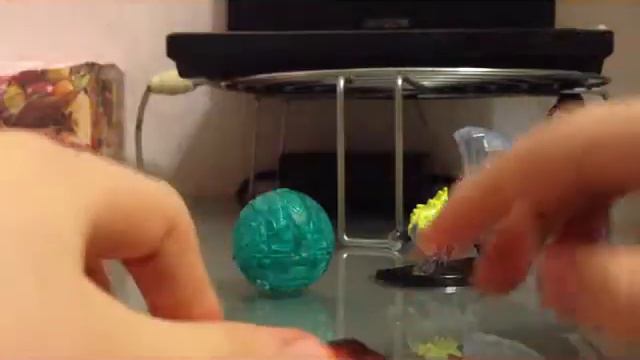 бакуган и фигурка из 3 сезона смотреть онлайн